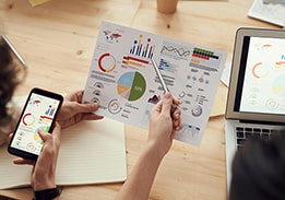 الإعلانات الممولة